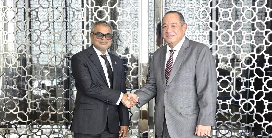 Ambassador Holds Courtesy Meeting with Ambassador of Tonga to the UAE