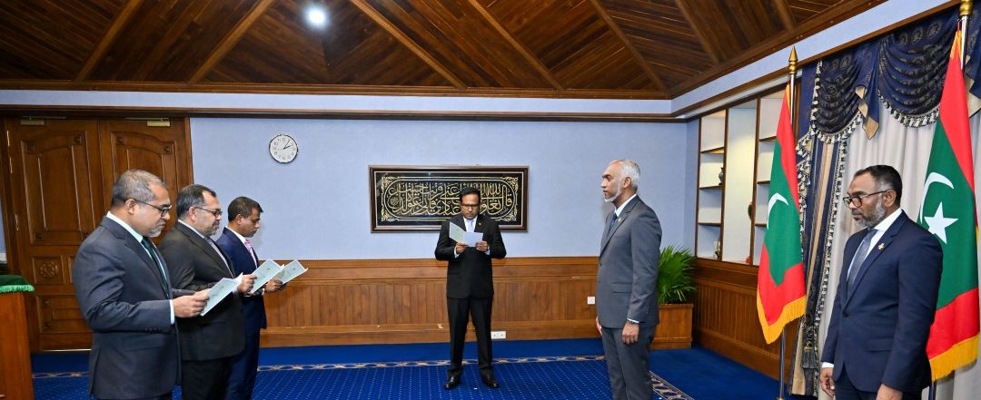 The President reshuffles Cabinet