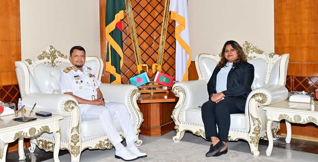 High Commissioner Shiuneen Rasheed calls on Admiral M. Nazmul Hassan, Chief of Naval Staff of Bangladesh.