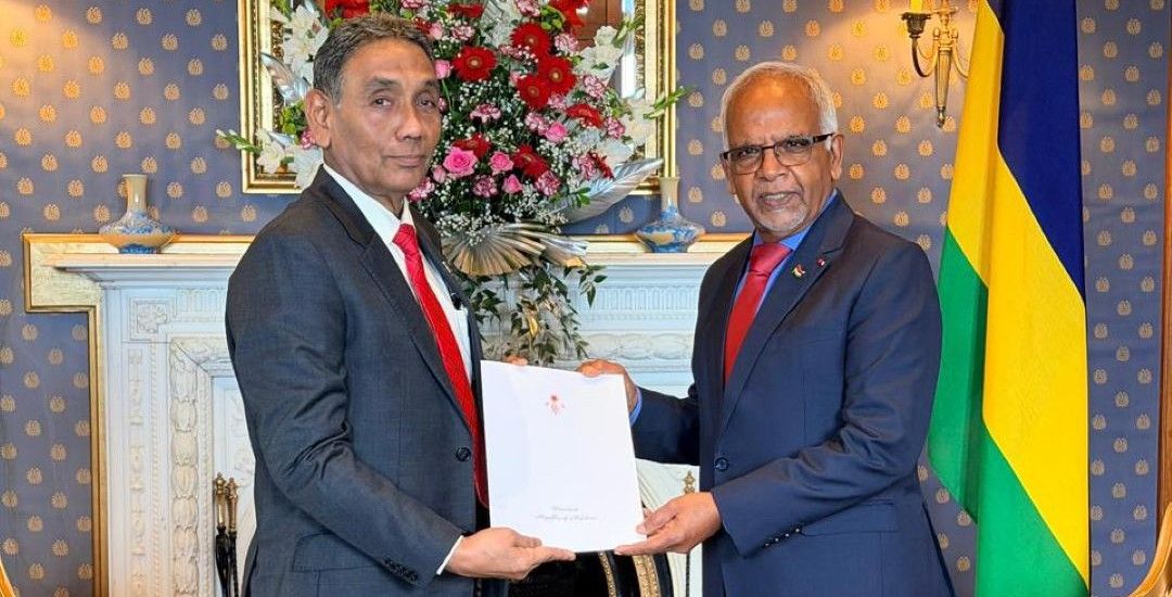 Non-Resident High Commissioner of the Maldives Presents Letters of Credence to the President of Mauritius